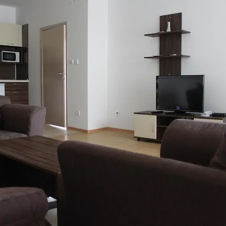 Apartment Fetisovi *